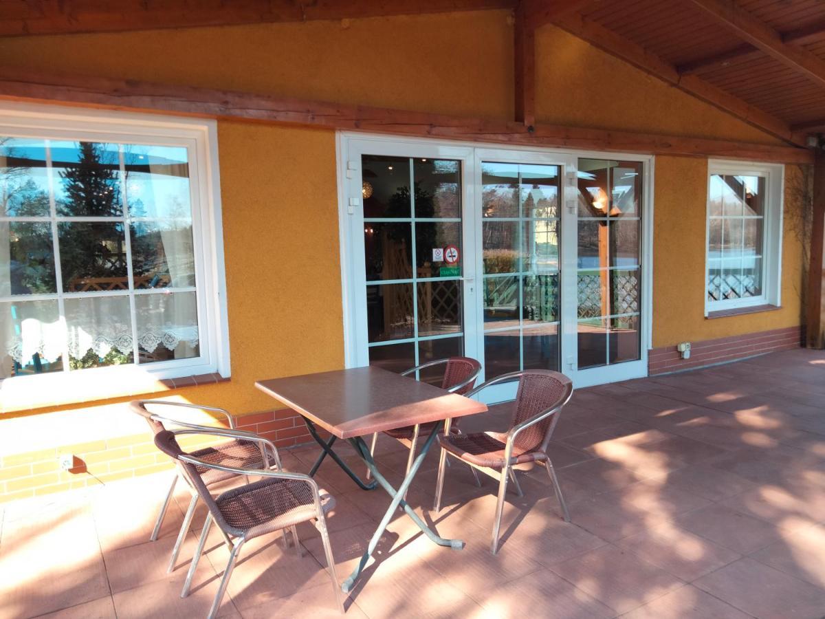Zajazd Restauracja Machliny Экстерьер фото