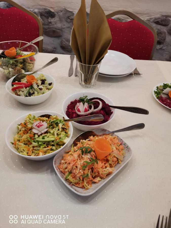 Zajazd Restauracja Machliny Экстерьер фото